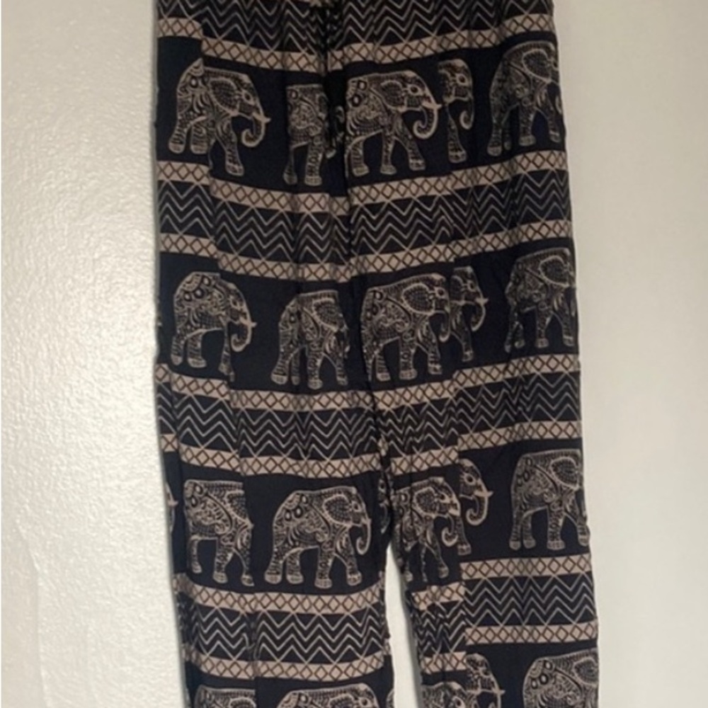 Black Elephant Print Lightweight Pants